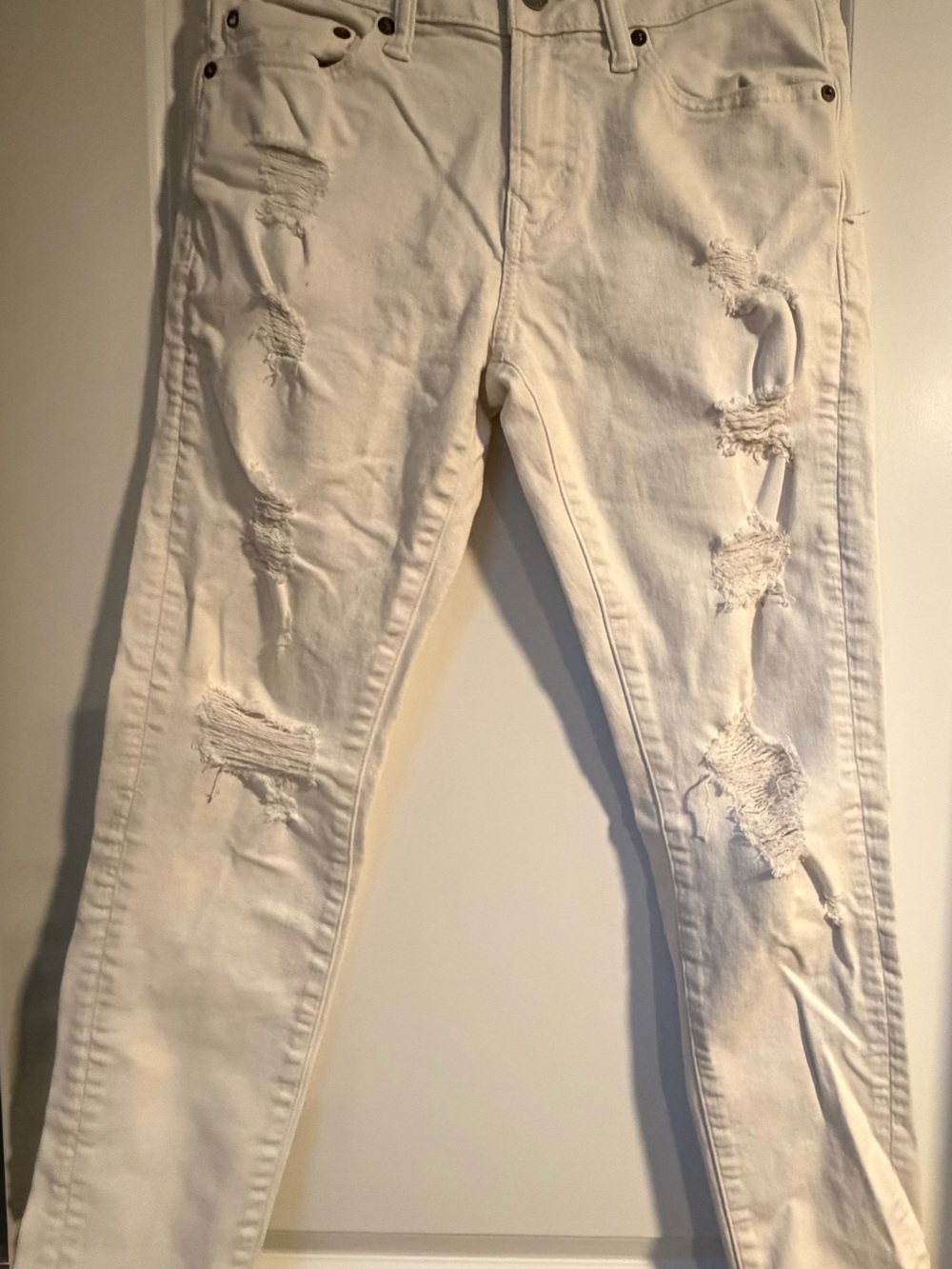 American Eagle Outfitters White Distressed Next Level Airflex Jeans